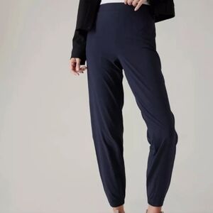 Athleta Brooklyn Jogger Navy EUC